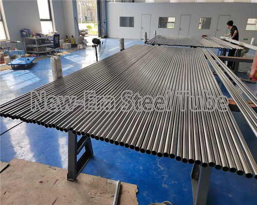 Ống thép chính xác liền mạch đúc nguội 6 - 88mm cho ngành công nghiệp